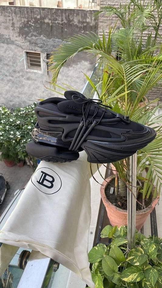 Balmain Paris Men’s Chunky Sneakers - Black